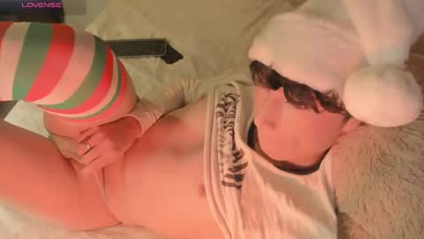 Adam Dayt online show from December 24, 6:00 am