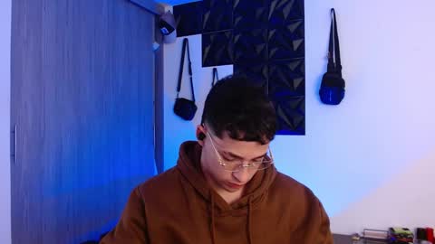 ADAM online show from October 27, 6:21 pm