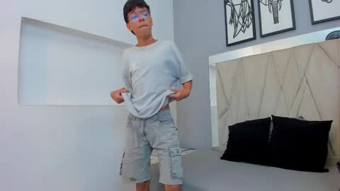 Adams Bobby online show from January 14, 11:26 am