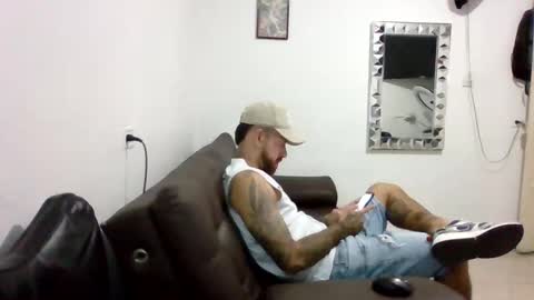 adan_carter online show from November 18, 6:22 pm