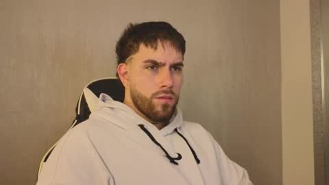 Ades online show from November 2, 3:38 pm