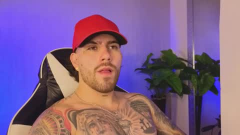 Ades online show from January 6, 5:28 pm