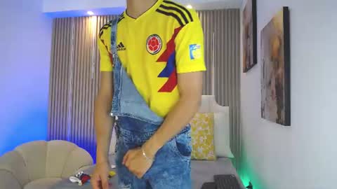 adrianstark_ online show from June 27, 12:44 pm