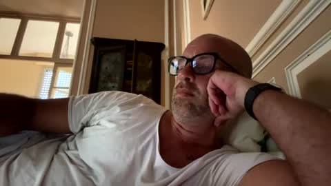 adrienfromparis online show from July 18, 4:45 pm