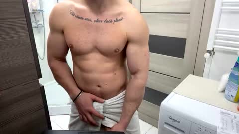 Mrrfitt online show from April 1, 1:52 pm