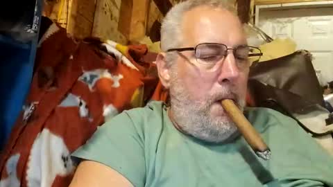 Snapshot of afguy1971 chatting on October 5, 4:16 am AFGuy71 online show from October 5, 4:16 am