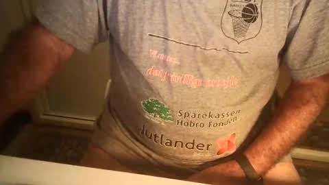 Snapshot of ahmole chatting on October 11, 7:29 pm Ole online show from October 11, 7:29 pm