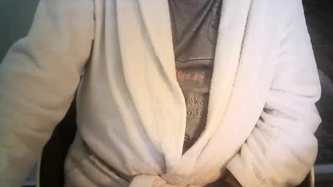 Snapshot of ahmole chatting on February 7, 12:06 pm Ole online show from February 7, 12:06 pm