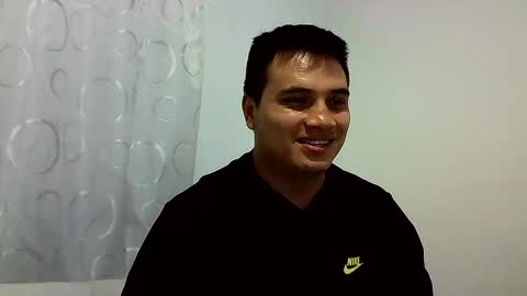 Snapshot of ahntony__69 chatting on February 17, 3:36 am ahntony  69 online show from February 17, 3:36 am
