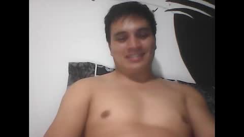 Snapshot of ahntony__69 chatting on December 9, 6:02 am ahntony  69 online show from December 9, 6:02 am