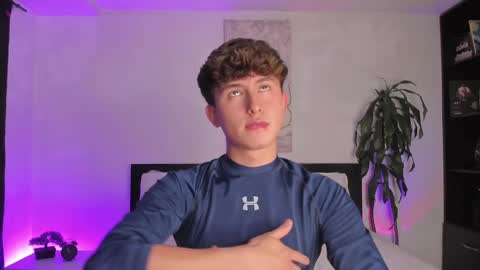 Snapshot of aidan_hale chatting on January 14, 10:55 pm A H  online show from January 14, 10:55 pm