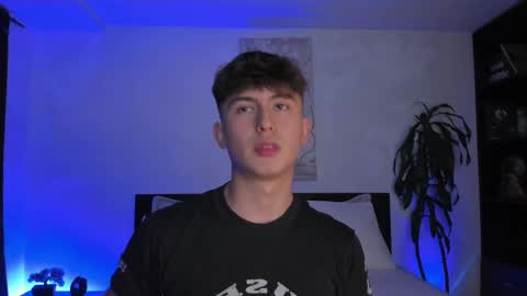 Snapshot of aidan_hale chatting on January 28, 1:50 am A H  online show from January 28, 1:50 am