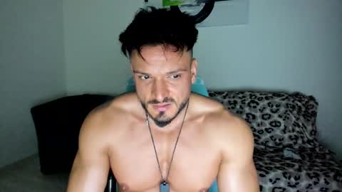 aidandark0 online show from November 19, 8:41 pm