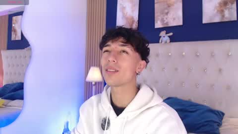Aiden online show from July 11, 1:02 pm