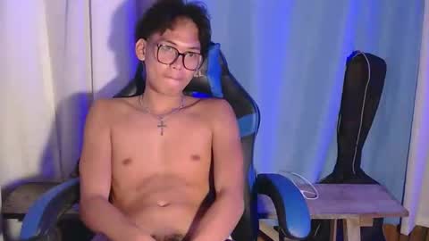 aj_daksxx online show from December 5, 7:21 pm