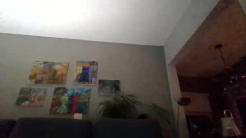 akpchi1984 online show from December 12, 4:15 am