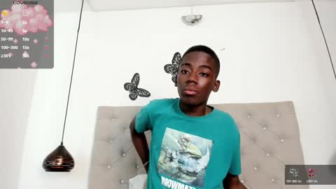 alan_blacke online show from November 7, 8:01 pm