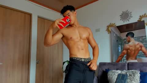 Alan online show from April 9, 2:34 pm