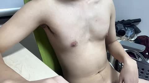 alanwu12 online show from November 18, 10:41 am