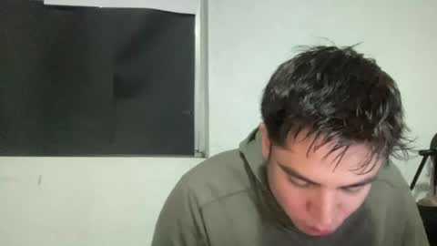 alber753713 online show from June 17, 5:09 am