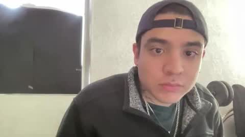 alber753713 online show from May 24, 3:07 pm