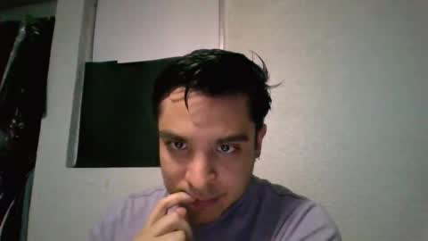 albertoarenas16 online show from May 21, 4:08 am