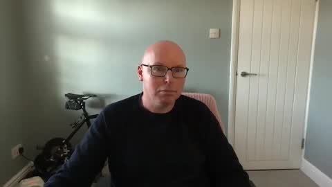 Snapshot of alc300170 chatting on March 3, 8:12 am alc300170 online show from March 3, 8:12 am