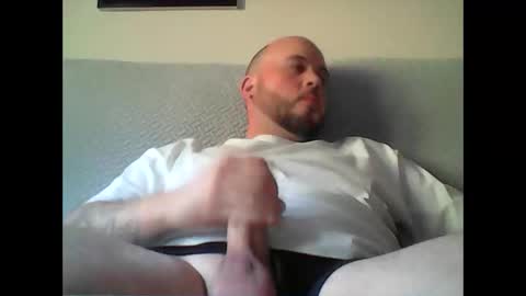 Snapshot of aleeexxxx4u chatting on October 27, 2:41 pm aleeexxxx4u online show from October 27, 2:41 pm