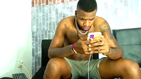 alejo_21cm online show from March 10, 7:11 am