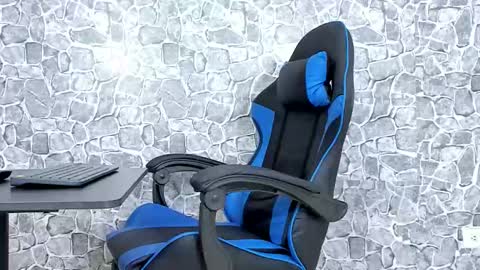 alejo peverell online show from December 17, 7:31 pm