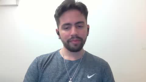 alejo_shy online show from December 21, 4:20 am