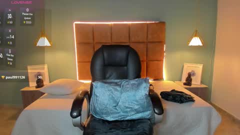 ALejoo Saenz online show from October 30, 4:14 am