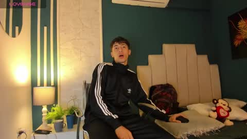 Alessandro Dybala online show from February 8, 11:55 am