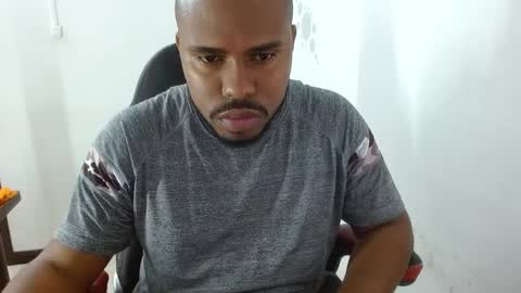 alessandro hamed online show from March 28, 3:01 pm