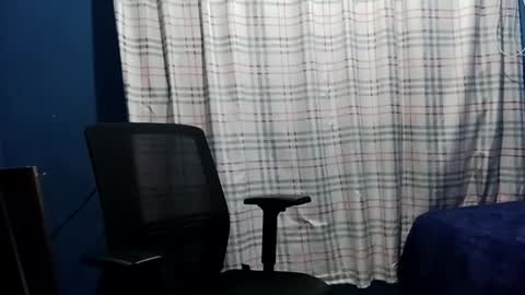 alex000w42394 online show from January 2, 12:23 am