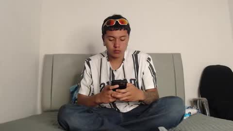 Owen online show from February 25, 2:56 am