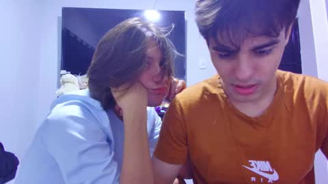 sneider online show from February 24, 5:19 am