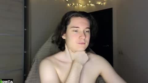 FAVORITE online show from December 15, 12:40 am