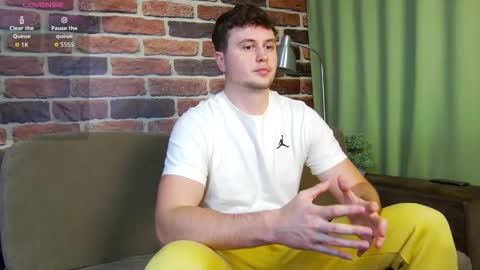 Alex online show from October 29, 10:18 am