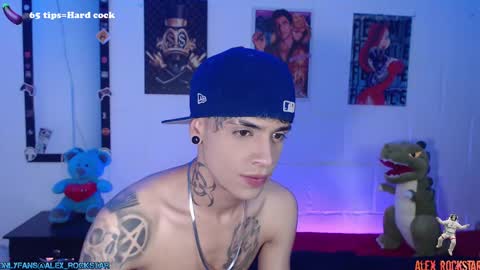 Snapshot of alex_rockstar chatting on February 23, 7:49 am    online show from February 23, 7:49 am