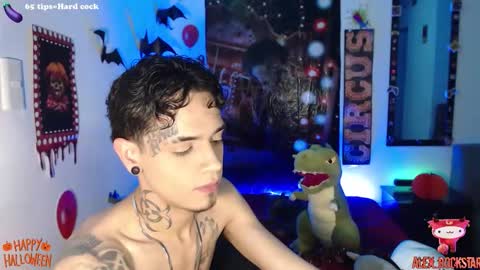 Snapshot of alex_rockstar chatting on October 12, 2:38 am    online show from October 12, 2:38 am
