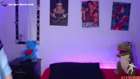 Snapshot of alex_rockstar chatting on February 12, 12:05 am    online show from February 12, 12:05 am