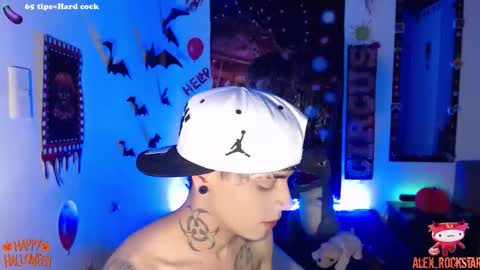 Snapshot of alex_rockstar chatting on October 22, 6:28 am    online show from October 22, 6:28 am