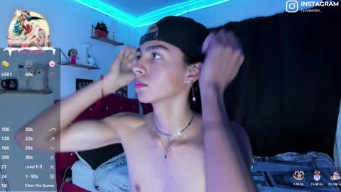 Alex online show from December 22, 9:22 am