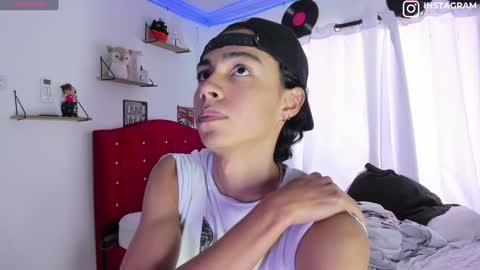 Alex online show from January 12, 5:44 pm