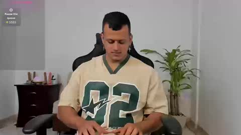 Alex Towers online show from February 24, 3:57 pm