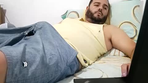 Snapshot of alexander099009 chatting on January 3, 6:01 am alexander099009 online show from January 3, 6:01 am