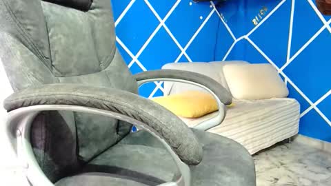 alexander online show from October 30, 2:51 pm