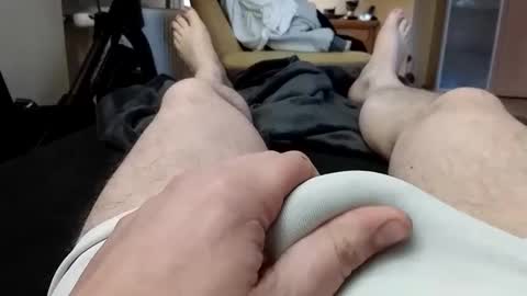 Snapshot of alexanderhub01 chatting on December 25, 1:41 pm alexanderhub01 online show from December 25, 1:41 pm