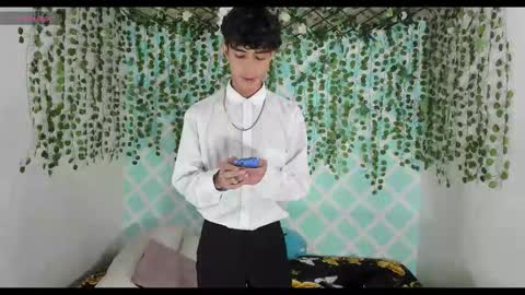 chicos hot online show from January 14, 2:05 am